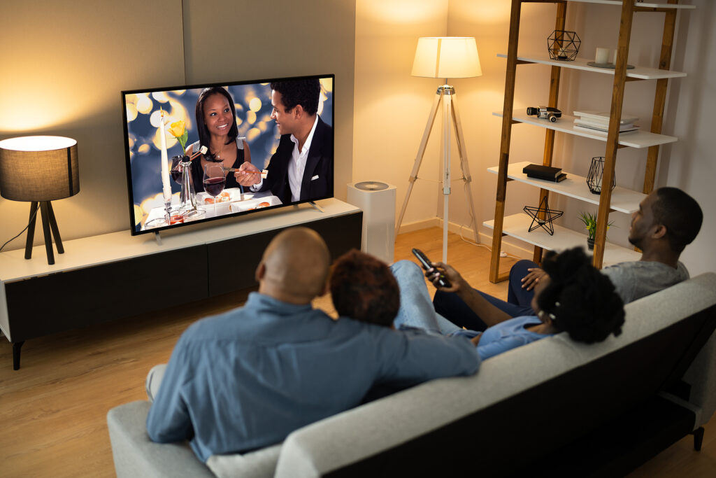 Qbell Tv 40 Pollici Smart TV Black QT40FGF8A - immagine 3